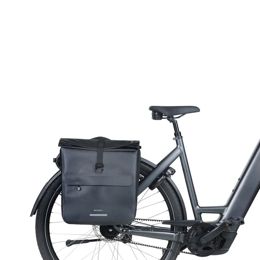 Basil Urban Dry Neo - Buzzify-Panniers-Basil